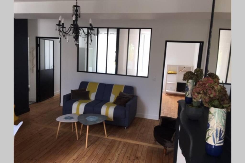 Appartement De Caractere Avec Terrasse. Ла Рошел Екстериор снимка